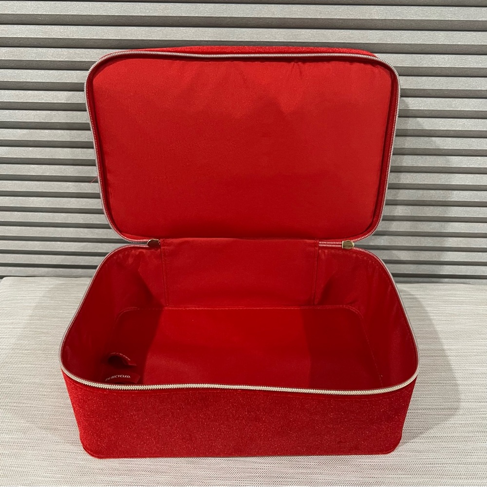 Estee Lauder Makeup Case - Picture 7 of 8